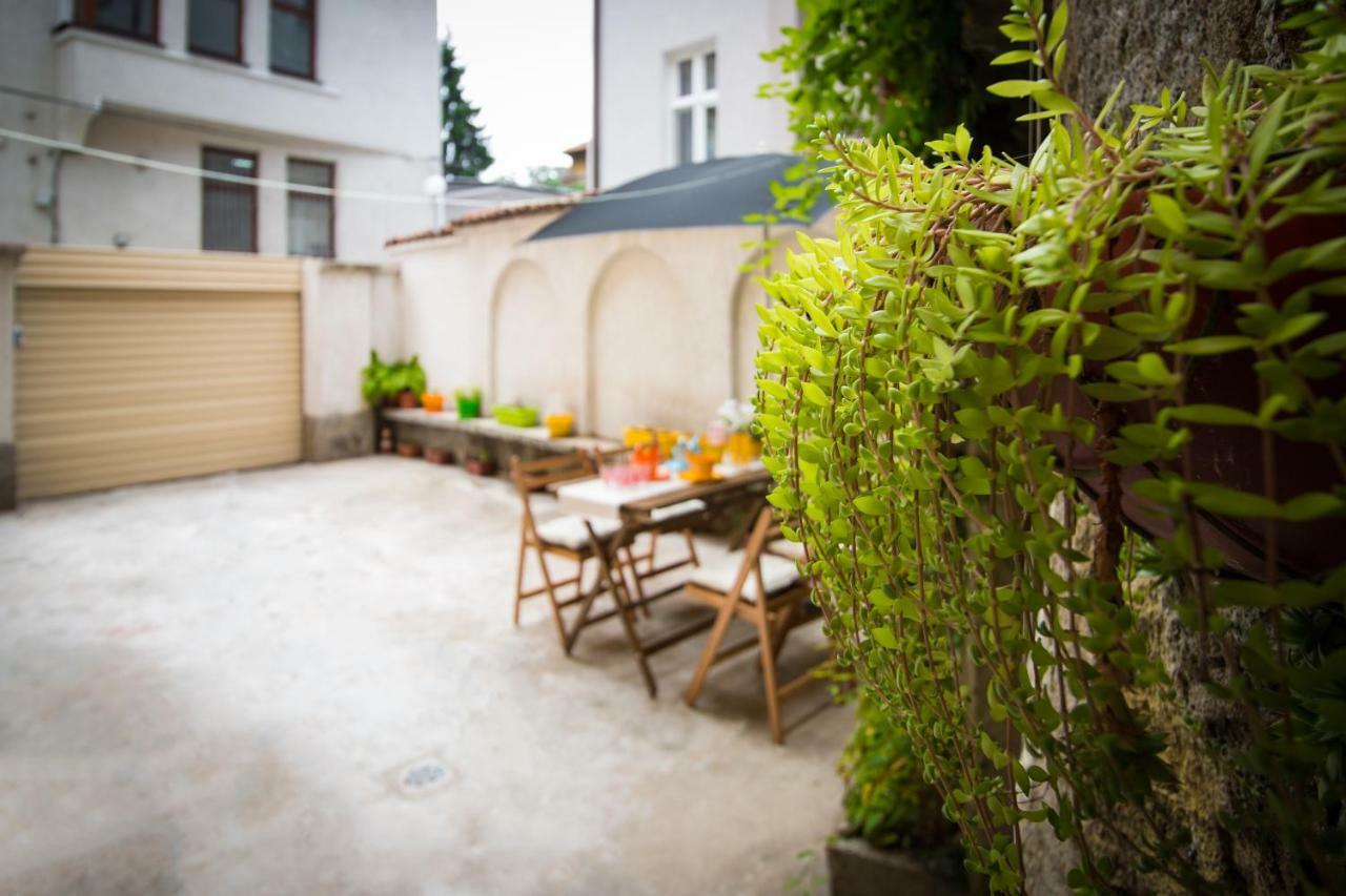 The Rocky House - Central & Private 2Bdr By Flat Mаnager Plovdiv Exterior photo